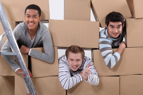 Packing and unpacking services in Old Ford for residential moves
